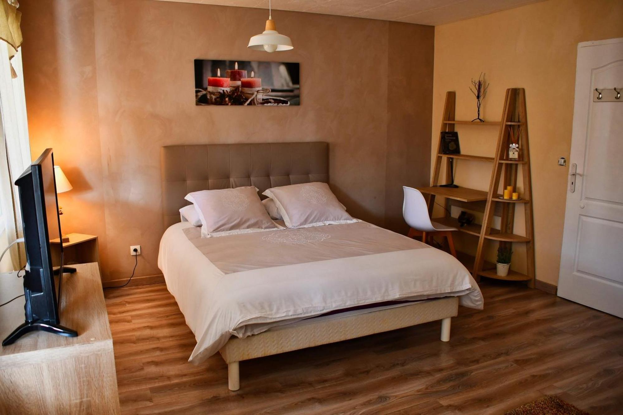 Villa Elegante A Carcassonne Avec Jardin Et Jacuzzi エクステリア 写真